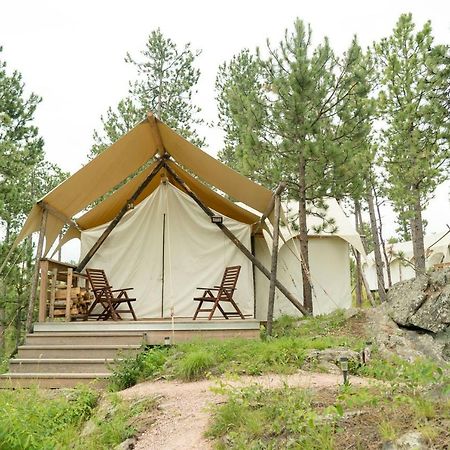 Under Canvas Mount Rushmore 奇斯顿 外观 照片
