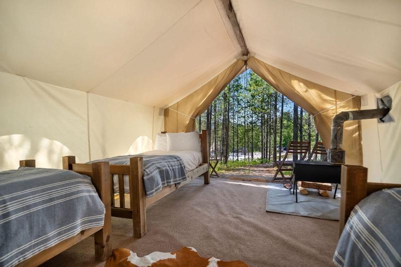 Under Canvas Mount Rushmore 奇斯顿 外观 照片